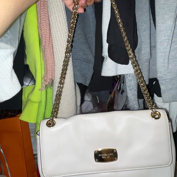 Michael Kors Bag - Picture 9 of 9